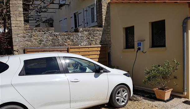 New charging point for electric vehicles